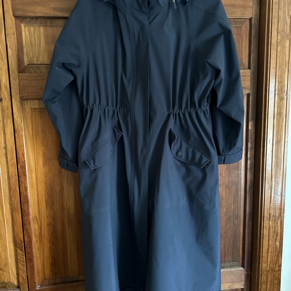 Navy Women’s M Parka Rainjacket - Picture 8 of 13